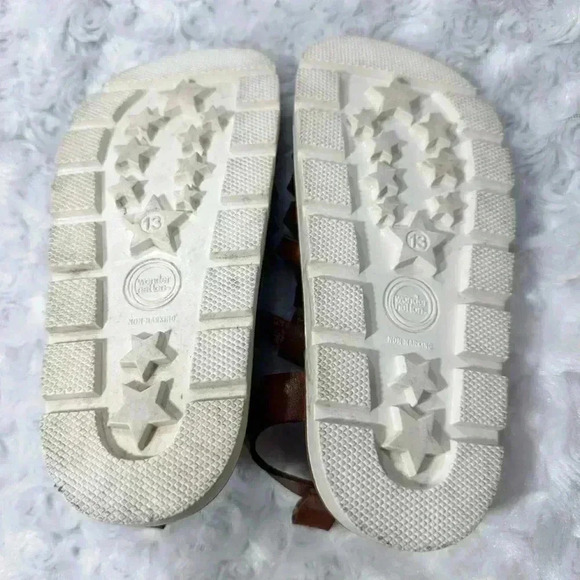 Wonder Nation Girls Brown Faux Leather Gladiator Sandals - Picture 9 of 10